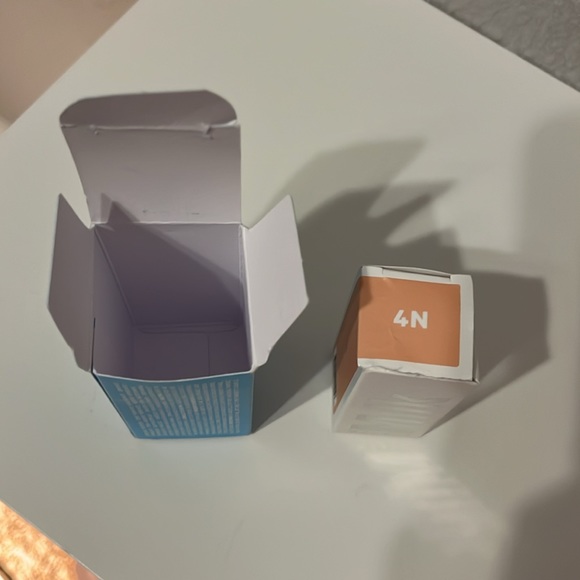 Milk makeup serum stick and concealer BOXES - Picture 3 of 3